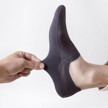 No-Show Socks That Stay Put
