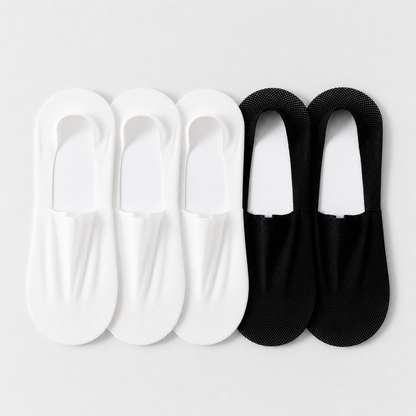 No-Show Socks That Stay Put